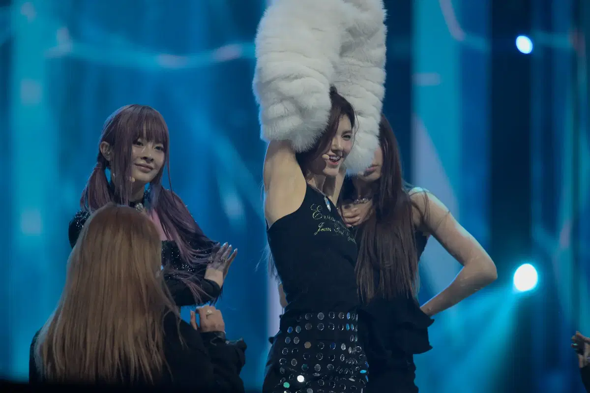 thumbnail-4